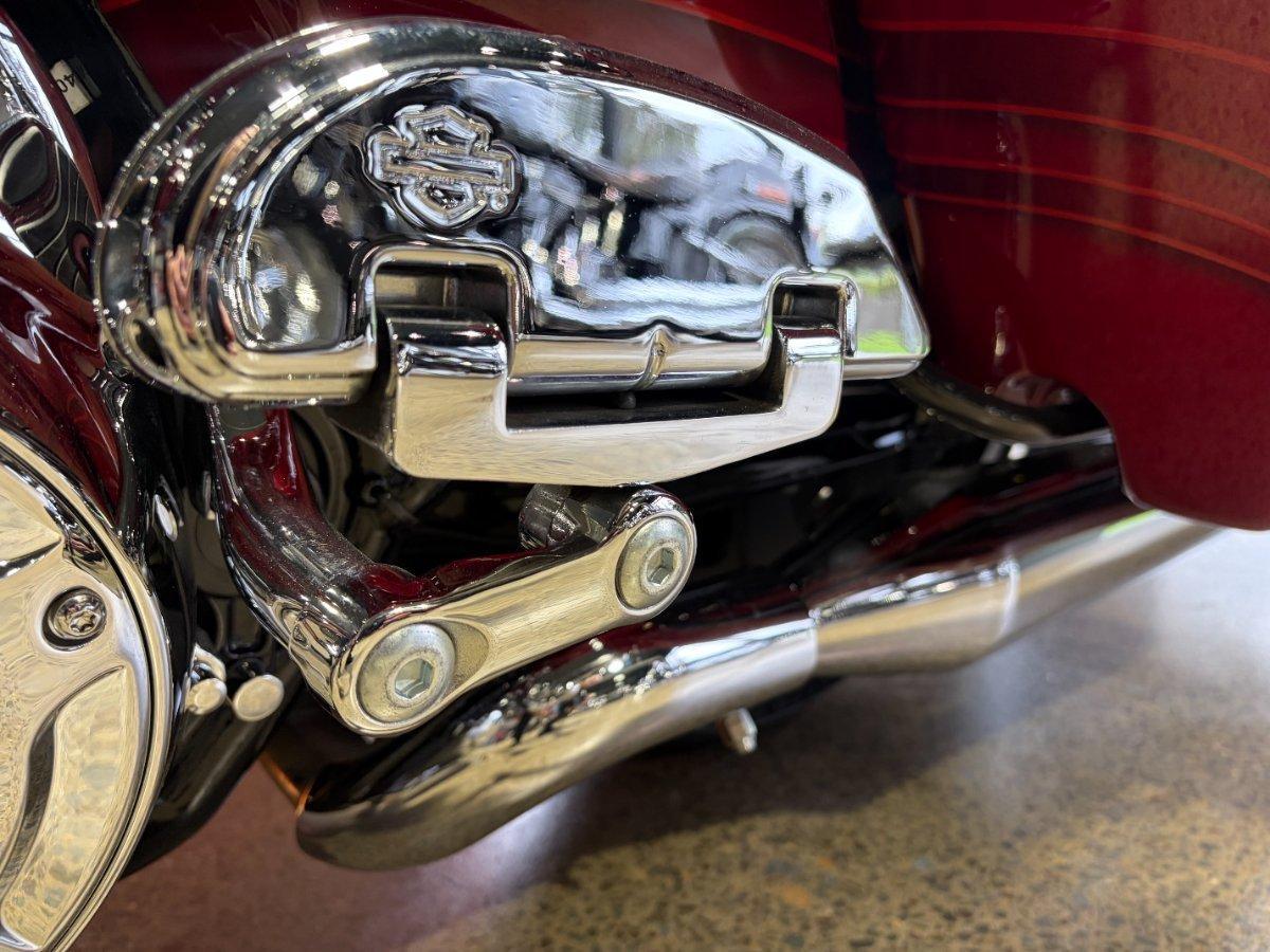 2016 HARLEY-DAVIDSON FLHXSE CVO STREET GLIDE CRUISER