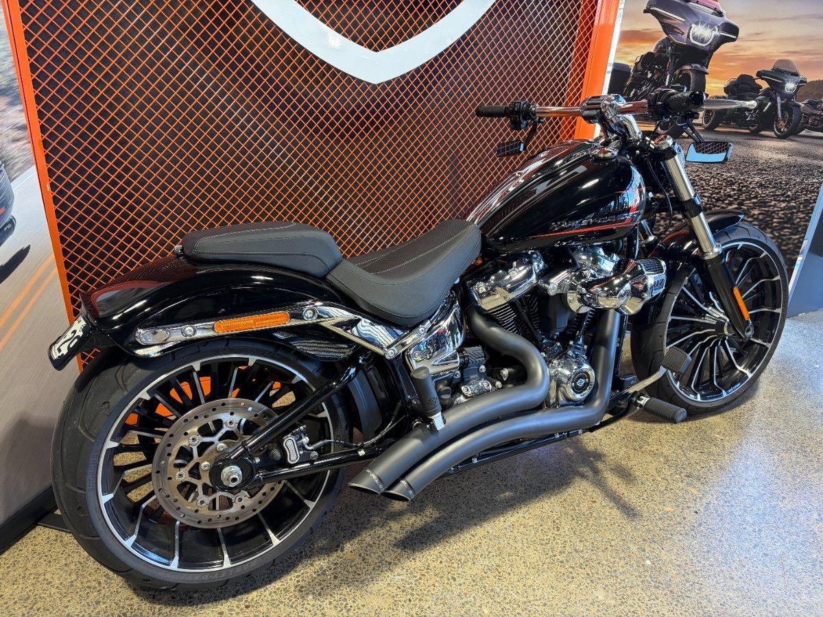 2024 HARLEY-DAVIDSON FXBR BREAKOUT (117) CRUISER