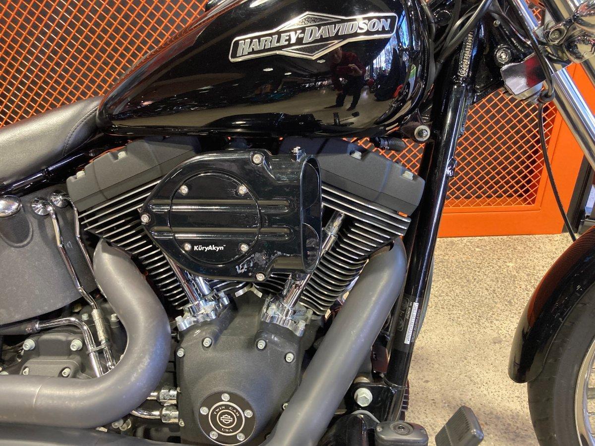 2007 HARLEY-DAVIDSON FXSTB NIGHT TRAIN CRUISER