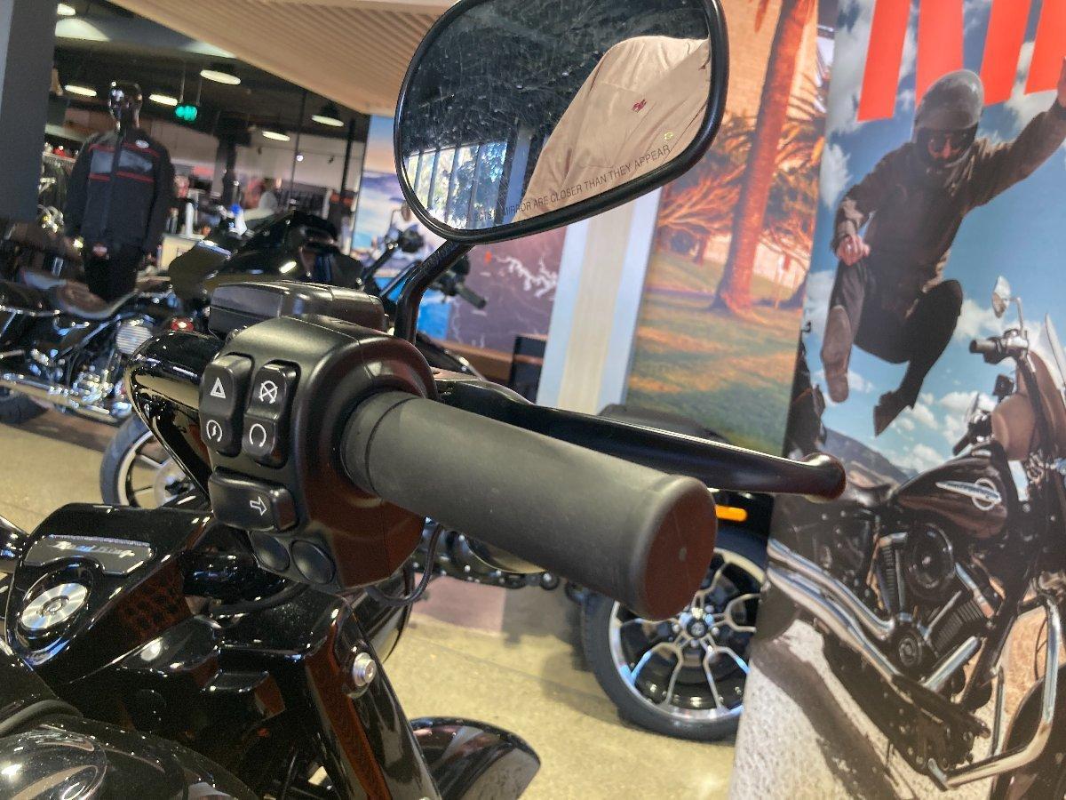2007 HARLEY-DAVIDSON FXSTB NIGHT TRAIN CRUISER