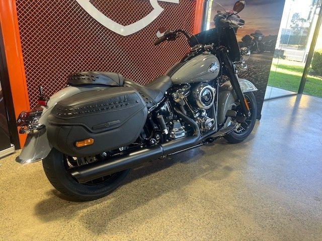 2026 HARLEY-DAVIDSON FLHC HERITAGE CLASSIC (117) CRUISER