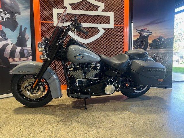 2026 HARLEY-DAVIDSON FLHC HERITAGE CLASSIC (117) CRUISER