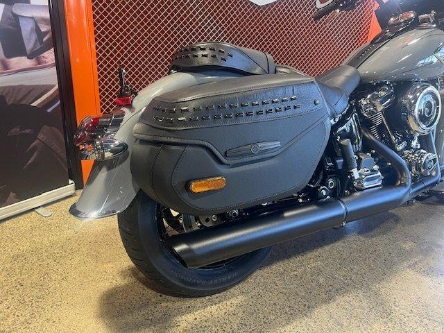 2026 HARLEY-DAVIDSON FLHC HERITAGE CLASSIC (117) CRUISER