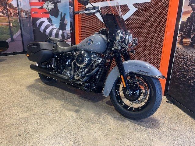 2026 HARLEY-DAVIDSON FLHC HERITAGE CLASSIC (117) CRUISER