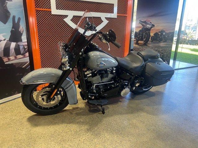 2026 HARLEY-DAVIDSON FLHC HERITAGE CLASSIC (117) CRUISER