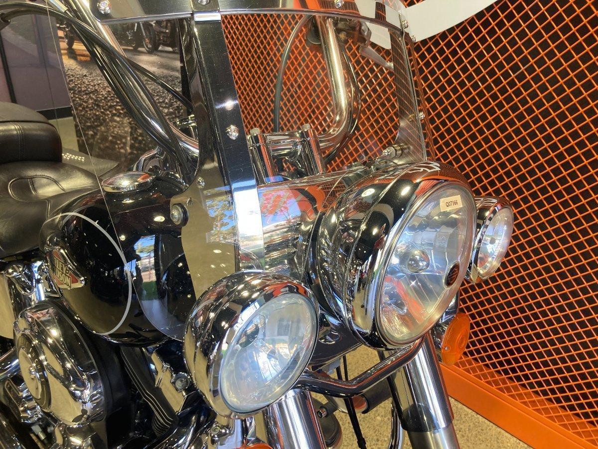 2014 HARLEY-DAVIDSON FLSTC HERITAGE SOFTAIL CLASSIC CRUISER