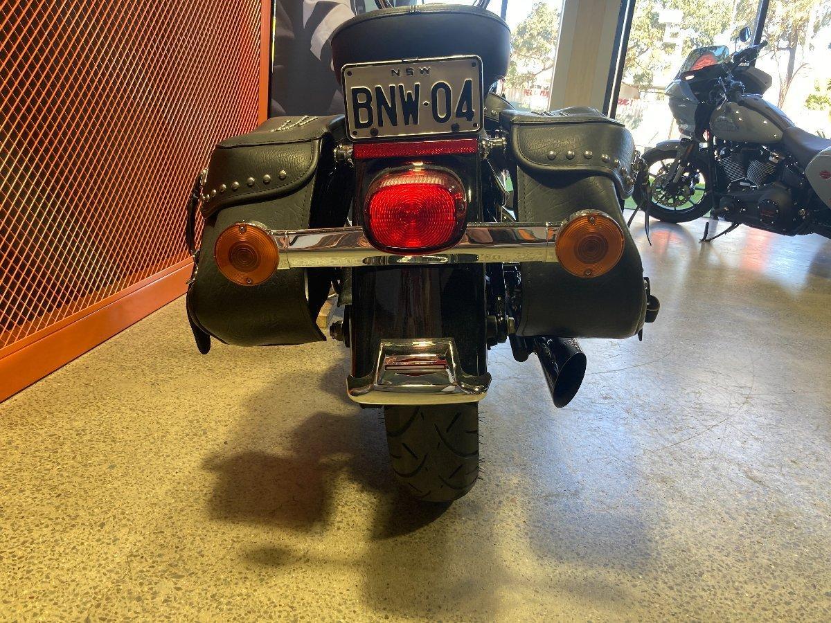 2014 HARLEY-DAVIDSON FLSTC HERITAGE SOFTAIL CLASSIC CRUISER