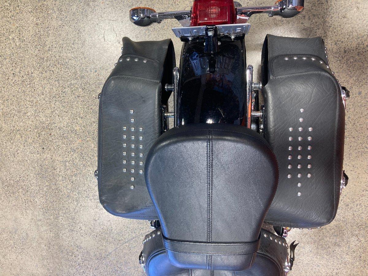 2014 HARLEY-DAVIDSON FLSTC HERITAGE SOFTAIL CLASSIC CRUISER