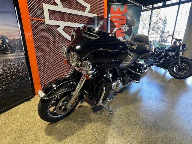 2015 HARLEY-DAVIDSON FLHTK ULTRA LIMITED CRUISER