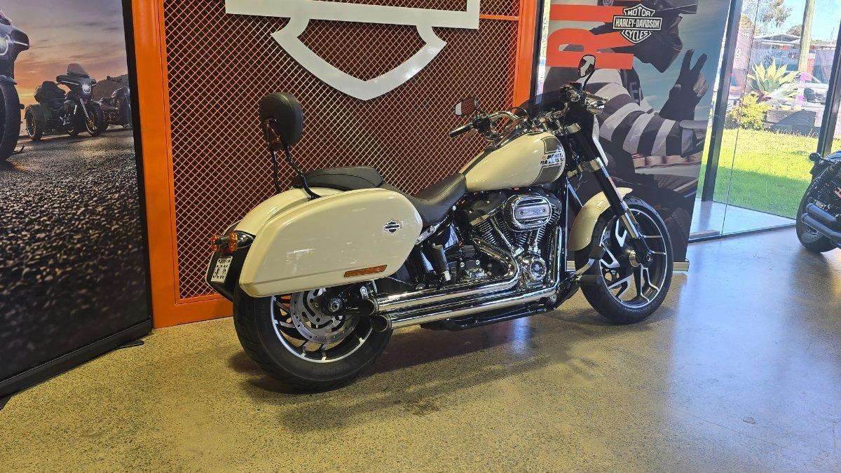 2022 HARLEY-DAVIDSON FLSB SPORT GLIDE (107) CRUISER
