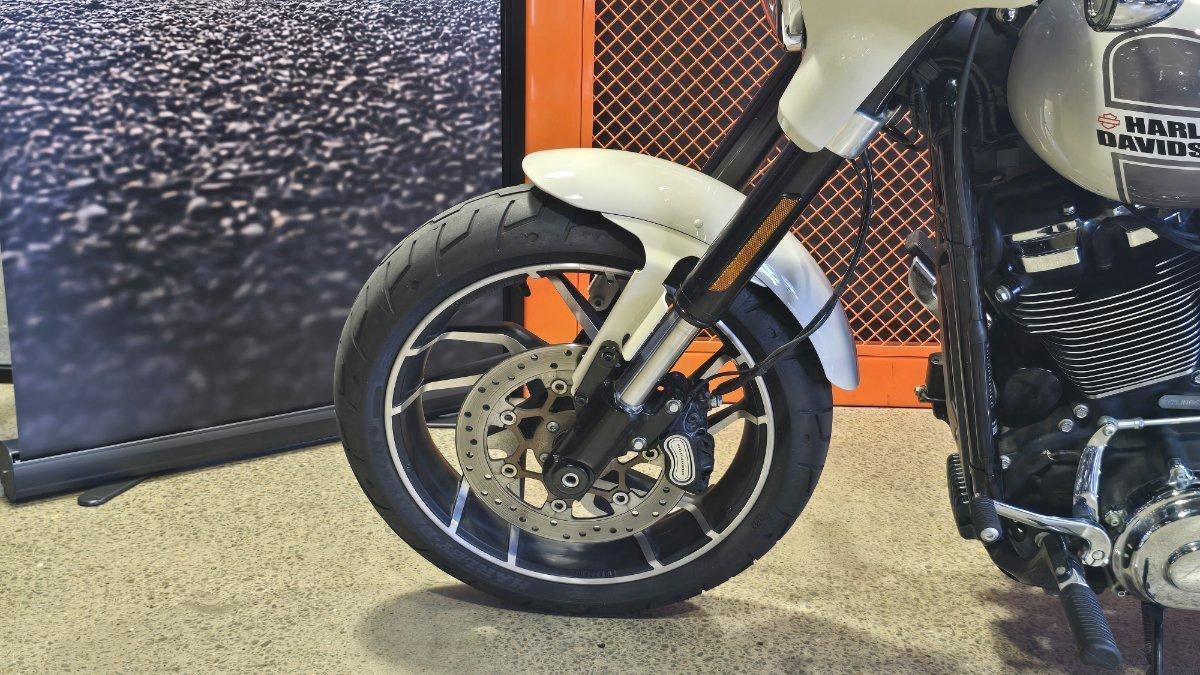 2022 HARLEY-DAVIDSON FLSB SPORT GLIDE (107) CRUISER