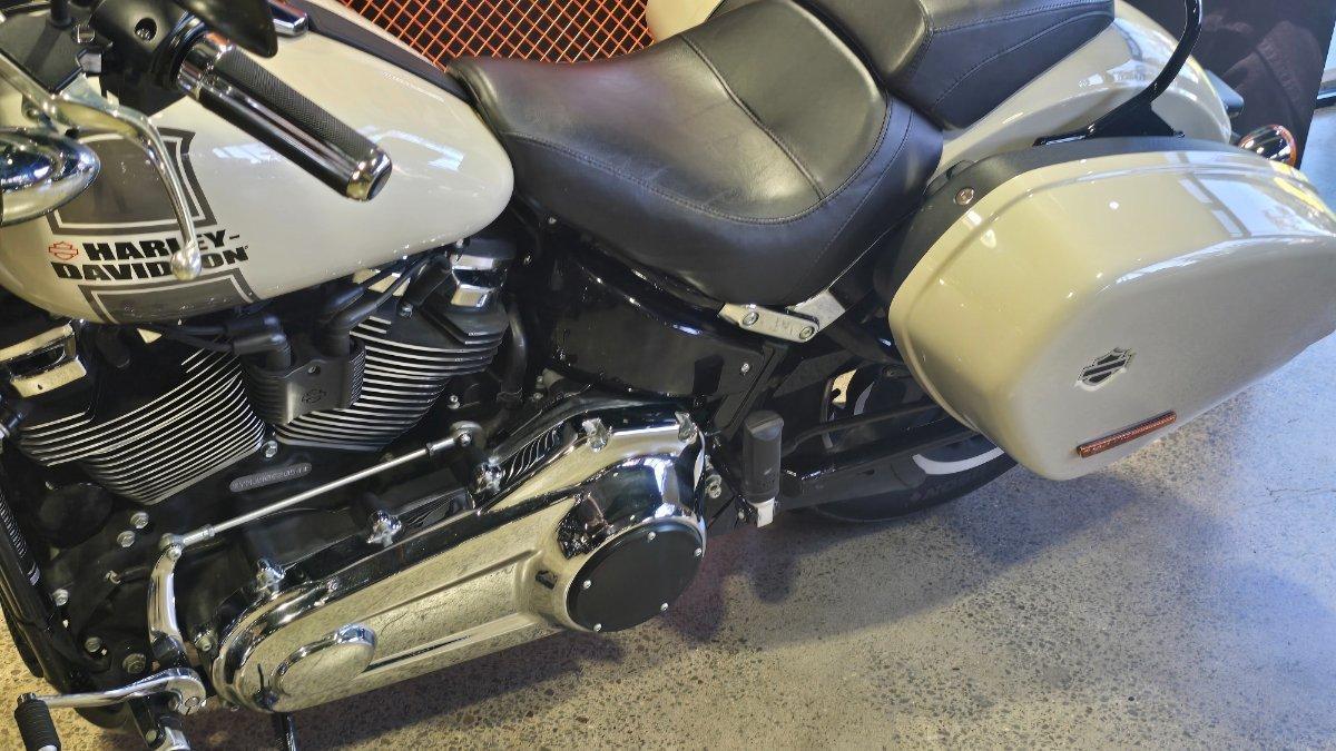2022 HARLEY-DAVIDSON FLSB SPORT GLIDE (107) CRUISER
