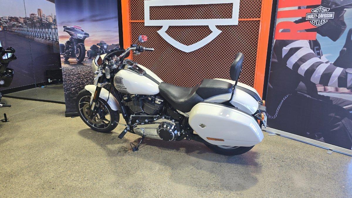 2022 HARLEY-DAVIDSON FLSB SPORT GLIDE (107) CRUISER