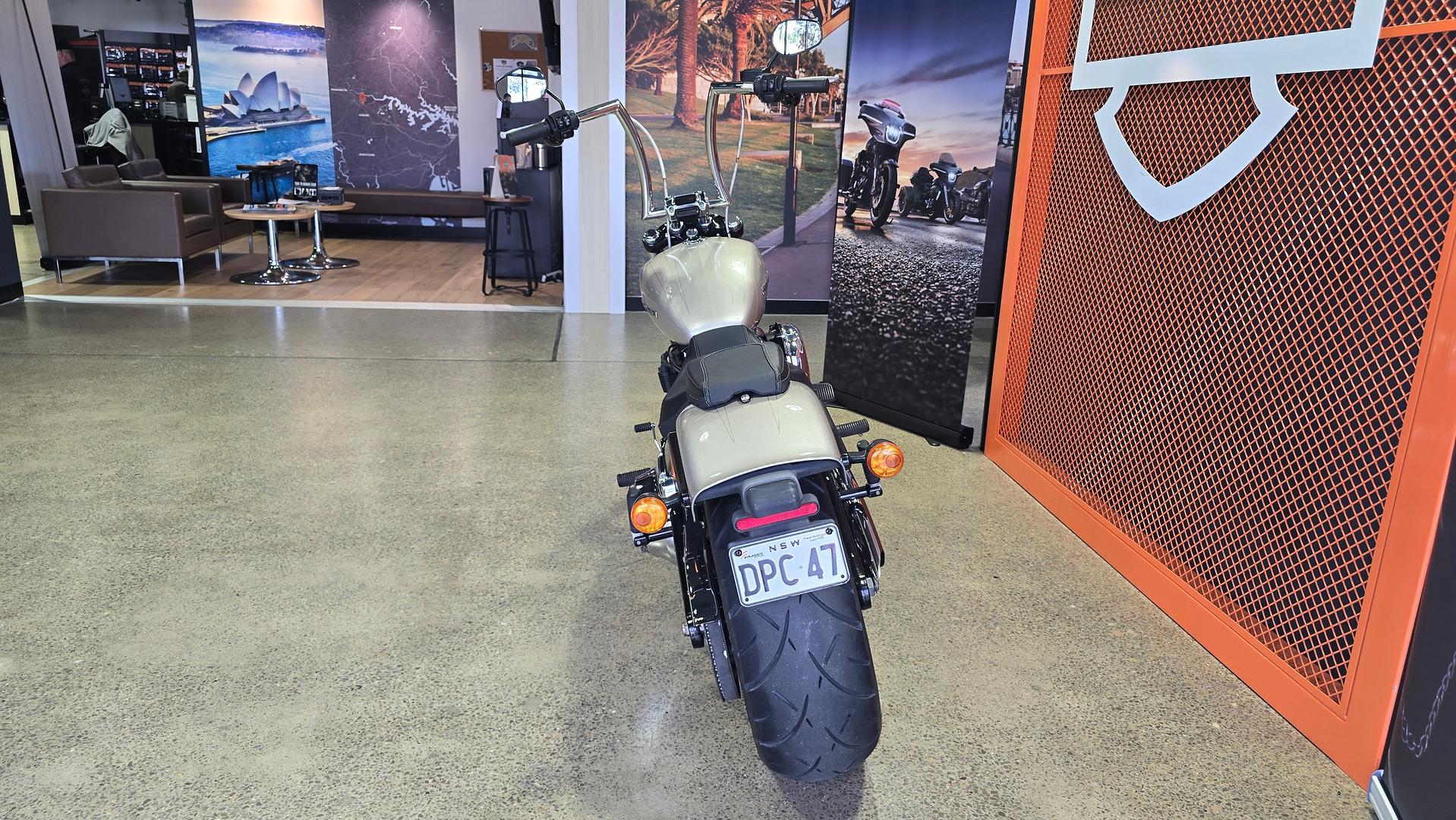 2018 HARLEY-DAVIDSON FXBR BREAKOUT CRUISER