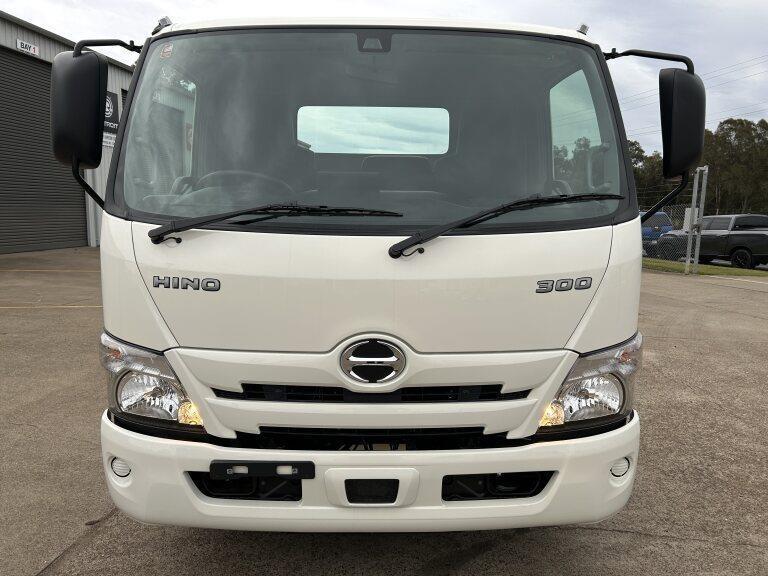 2025 HINO 300 XZU710R MY20 616 3430 WIDE 6 SP AUTO + DOUBLE O/D C/CHAS