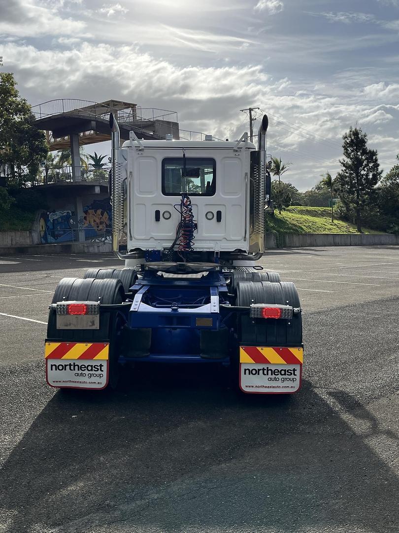 2023 WESTERN STAR 48X PRIME MOVER