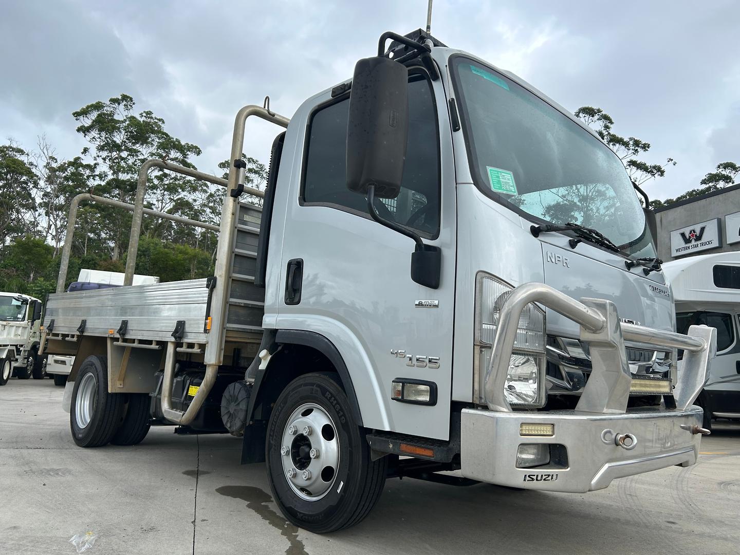 2017 ISUZU NPR N MY15 45/55-155 (MWB) 6 SP AUTOMATED MANUAL C/CHAS