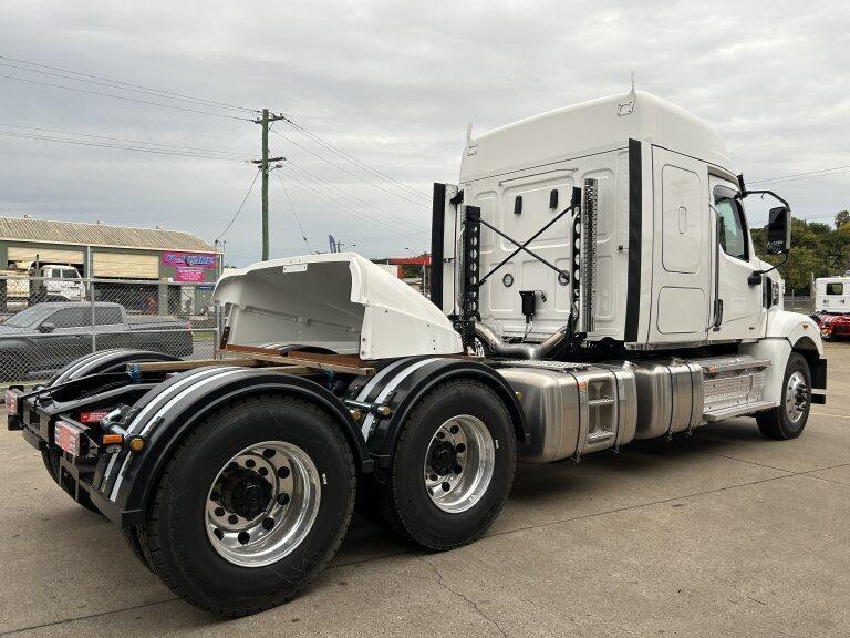 2025 WESTERN STAR 49X PRIME MOVER