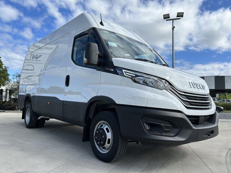 2024 IVECO DAILY MY22 E6 35S18V H2 SRW (WB3520L) 8 SP AUTO + DOUBLE OD 3D VAN