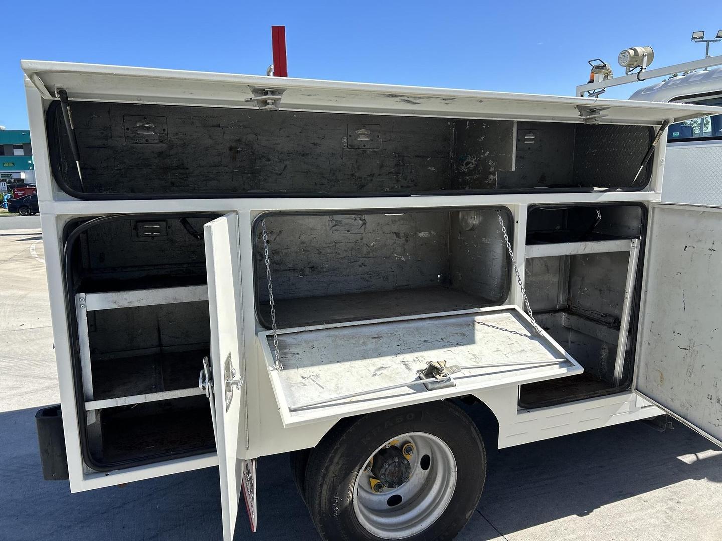 2013 ISUZU NPR NH 200 MEDIUM 6 SP AUTOMATED MANUAL C/CHAS