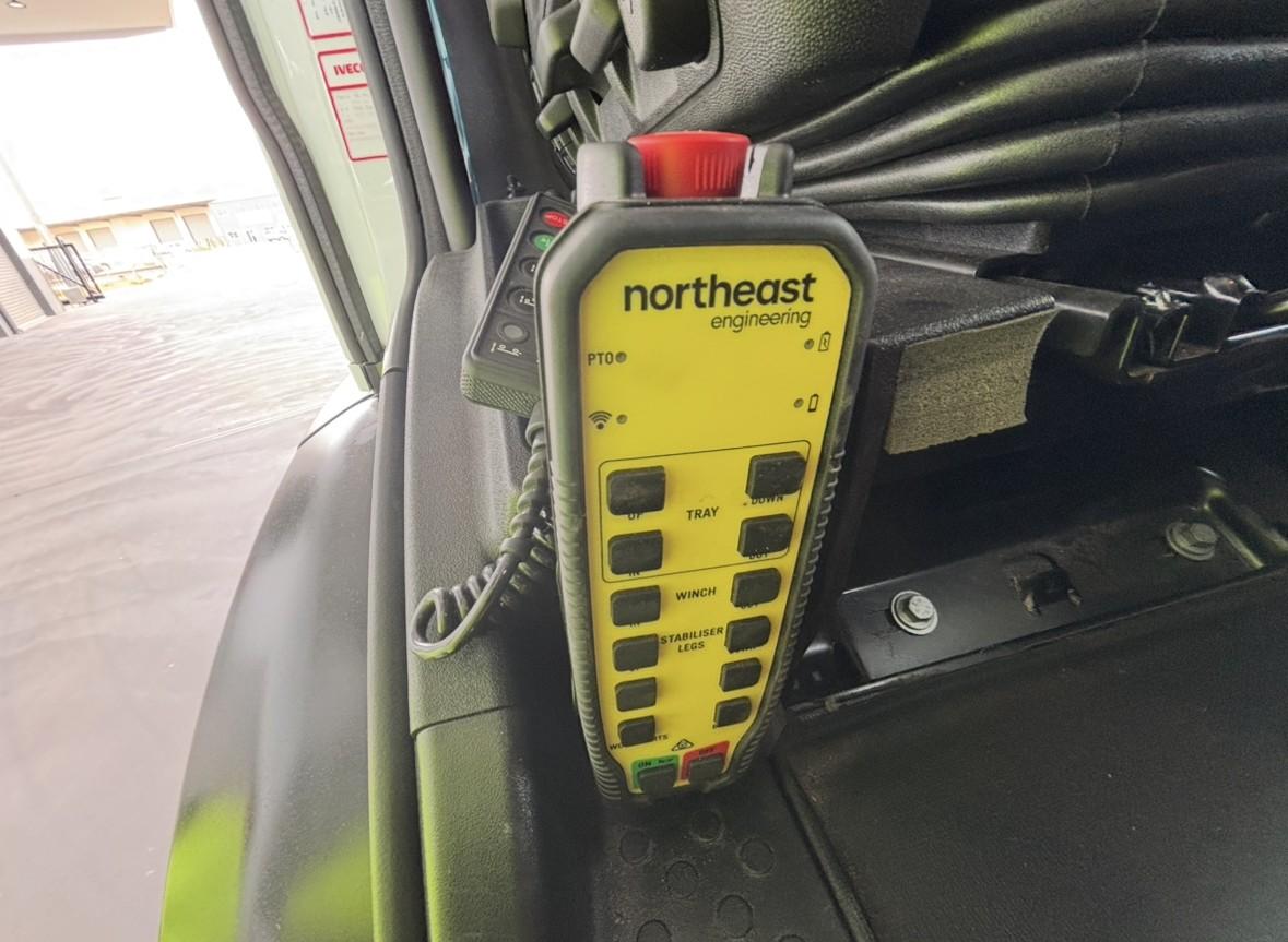 2023 IVECO S-WAY AT460 8X4 12 SP AUTOMATIC TILT TRAY