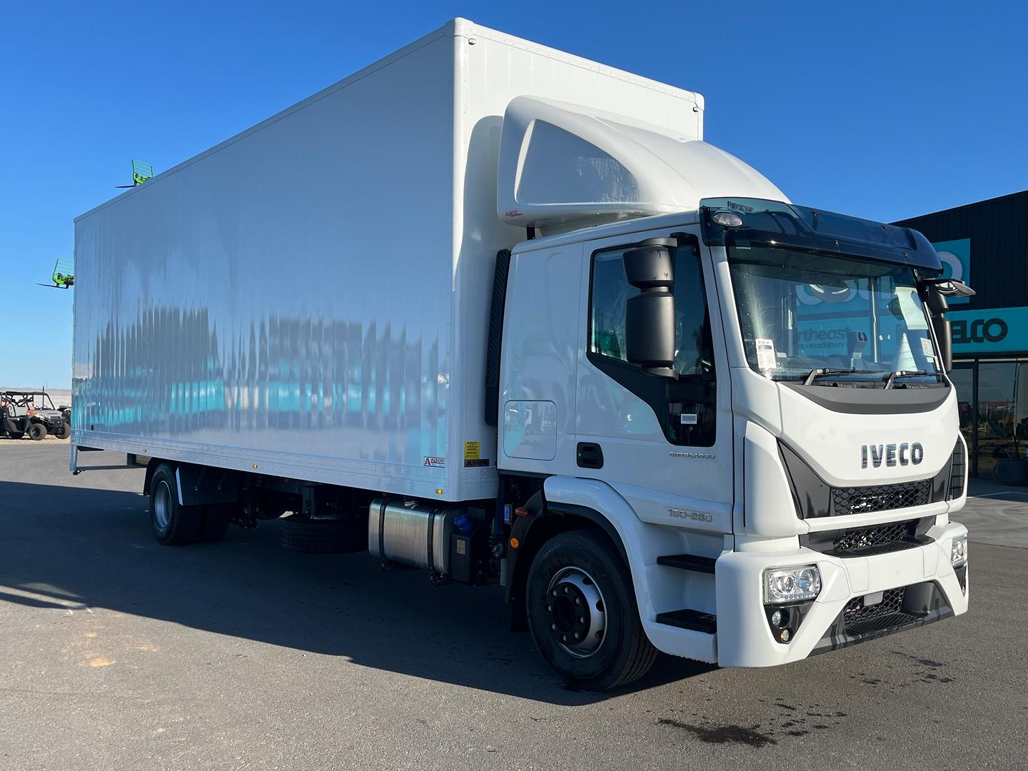 2025 IVECO EUROCARGO ML160 E6 (WB6570) LR SLEEPER 5 SP AUTOMATIC C/CHAS