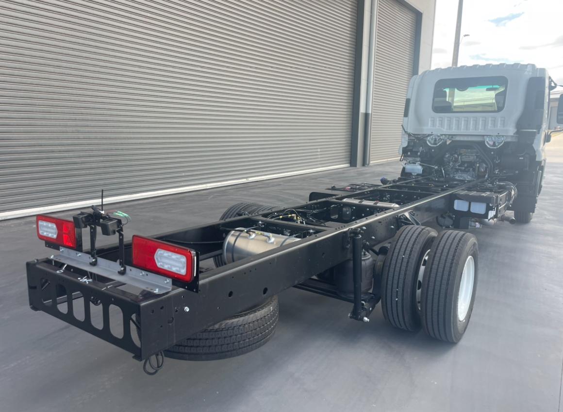 2025 ISUZU FRD F MY22 110-240 (XLWB) 6 SP AUTOMATED MANUAL C/CHAS