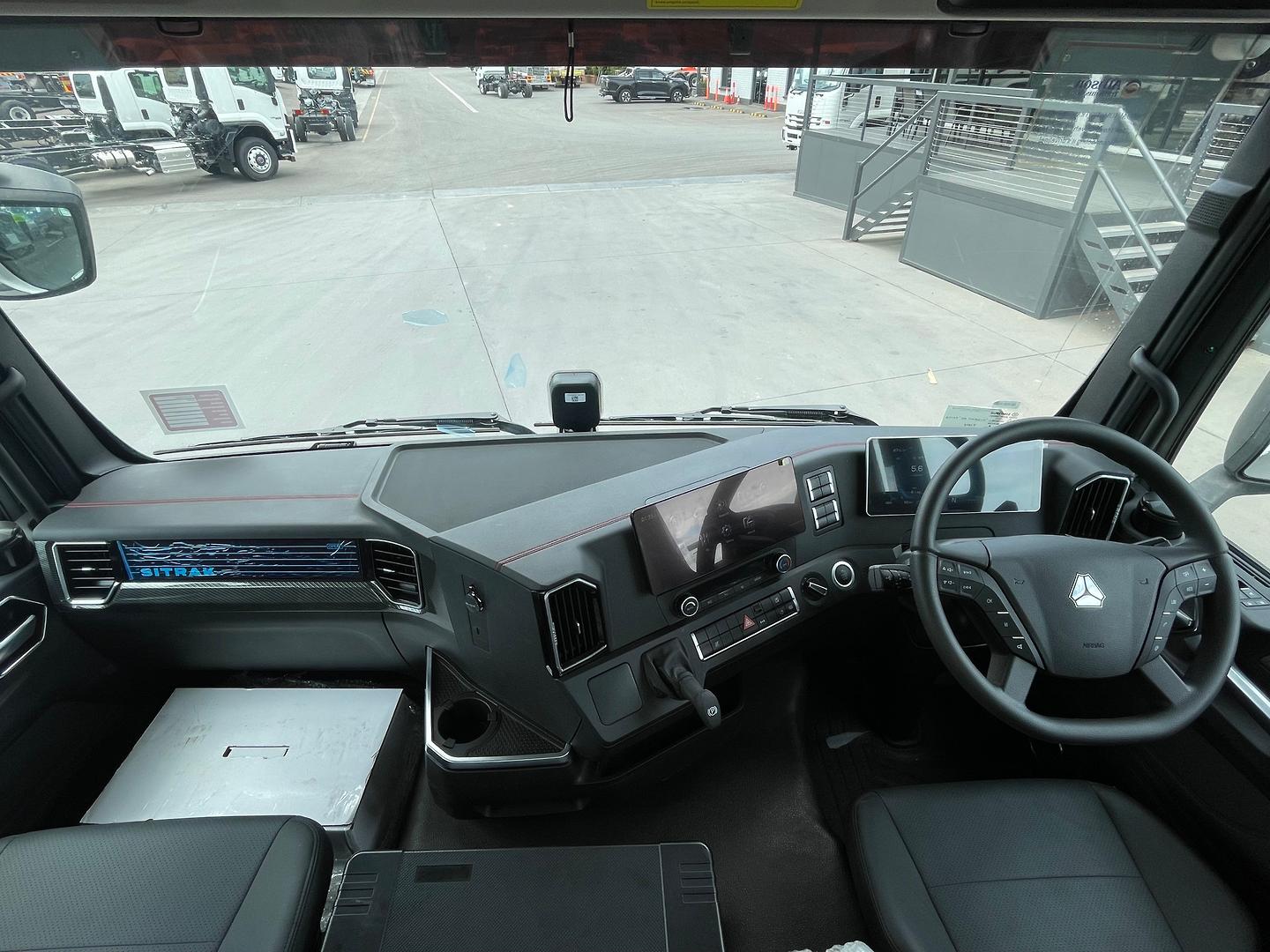 2025 SITRAK G5S 310 (6X4) AUTOMATIC PRIME MOVER