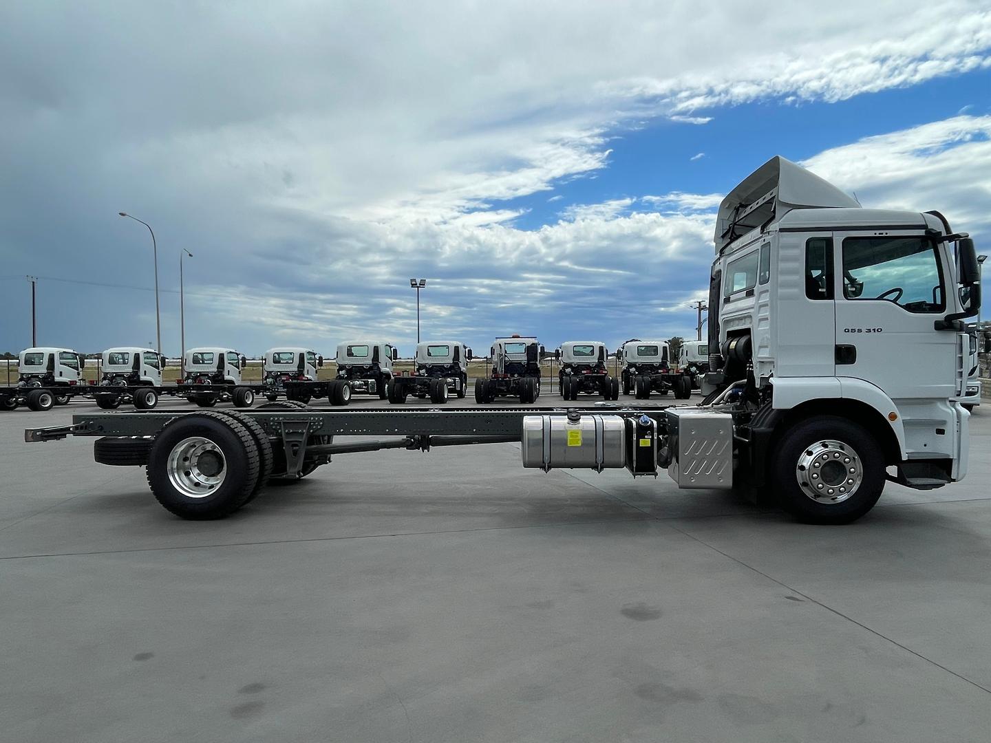 2025 SITRAK G5S 310 (6X4) AUTOMATIC PRIME MOVER