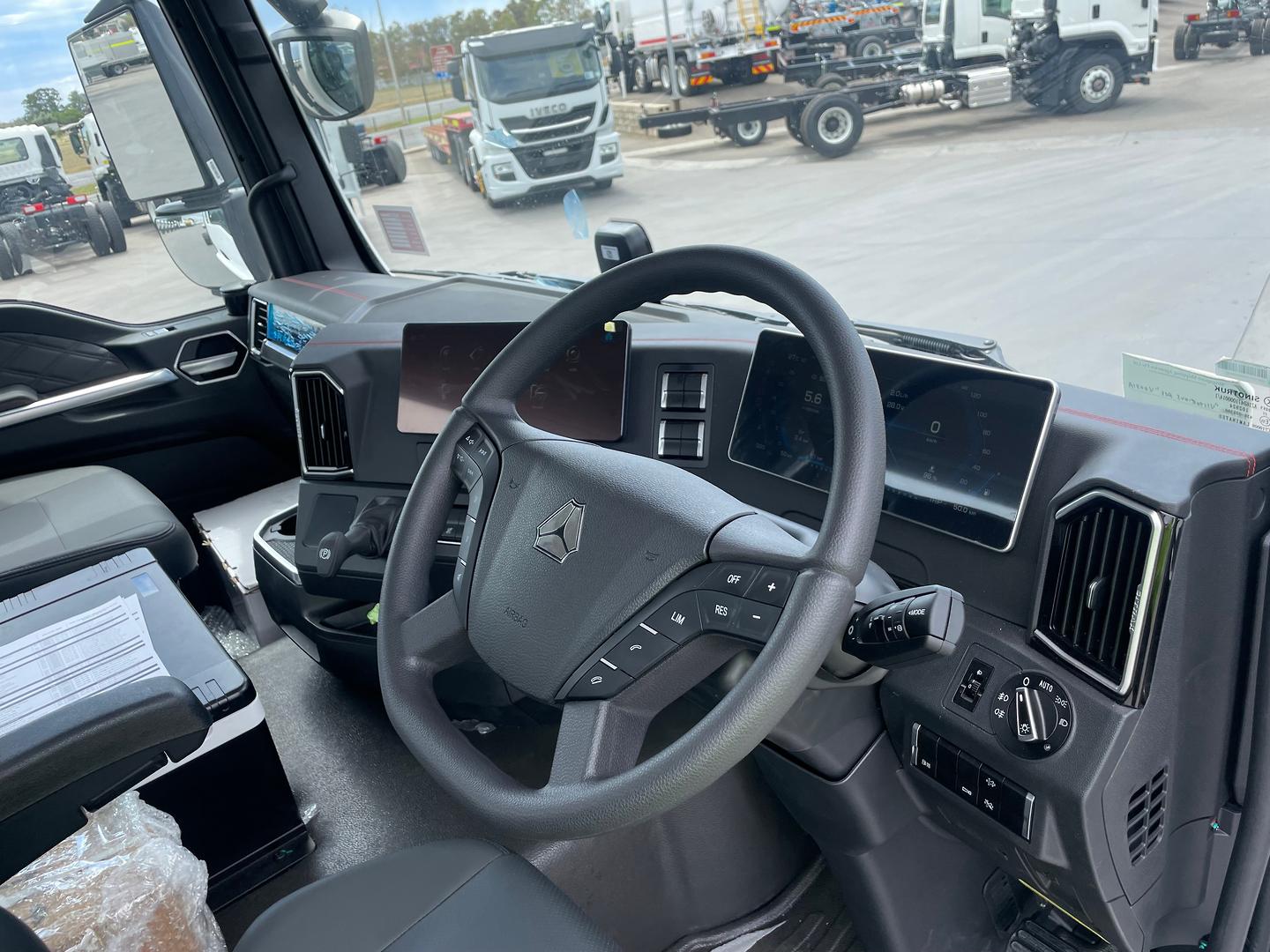 2025 SITRAK G5S 310 (6X4) AUTOMATIC PRIME MOVER