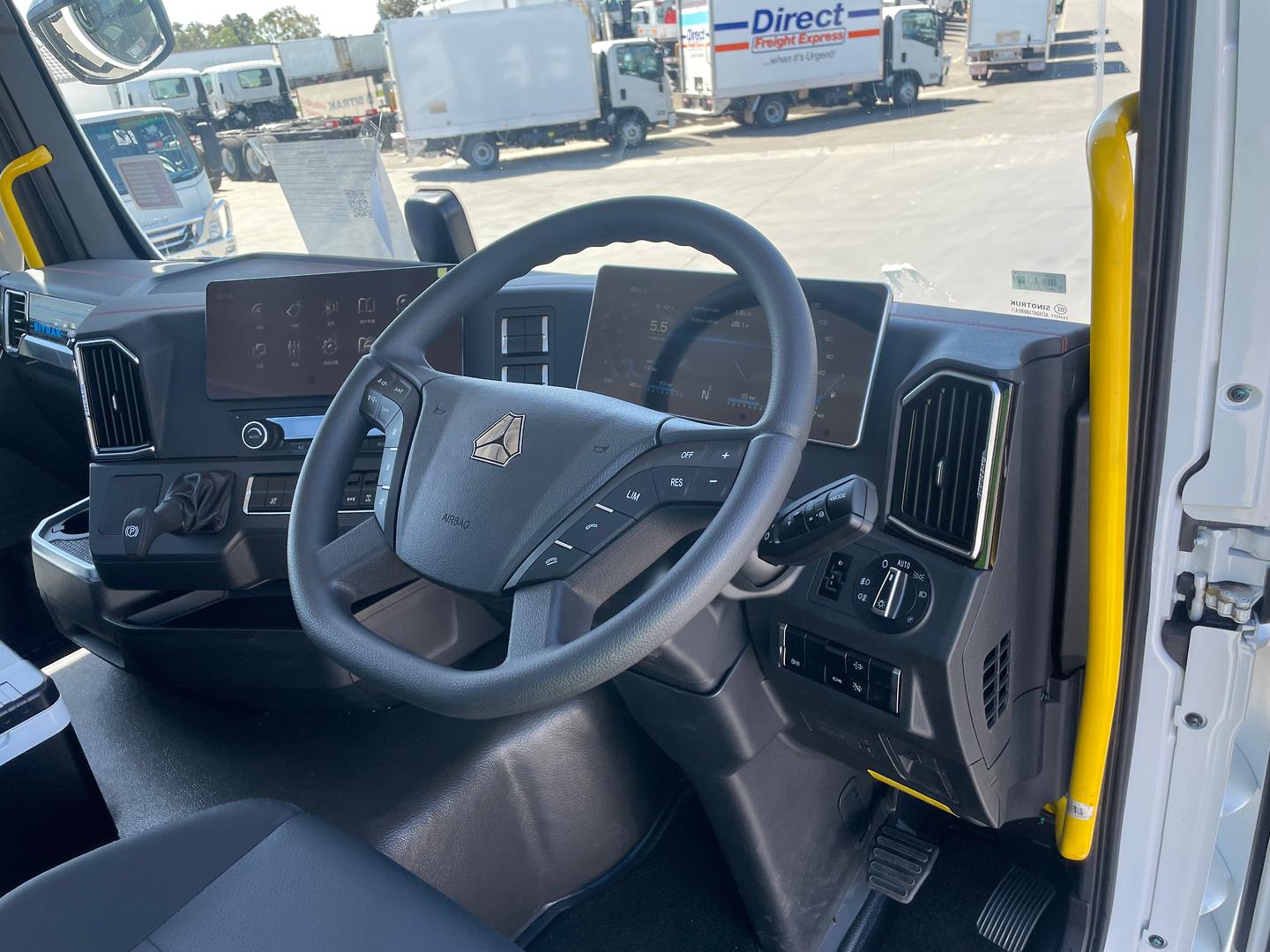 2025 SITRAK G5S 310 (6X4) AUTOMATIC PRIME MOVER