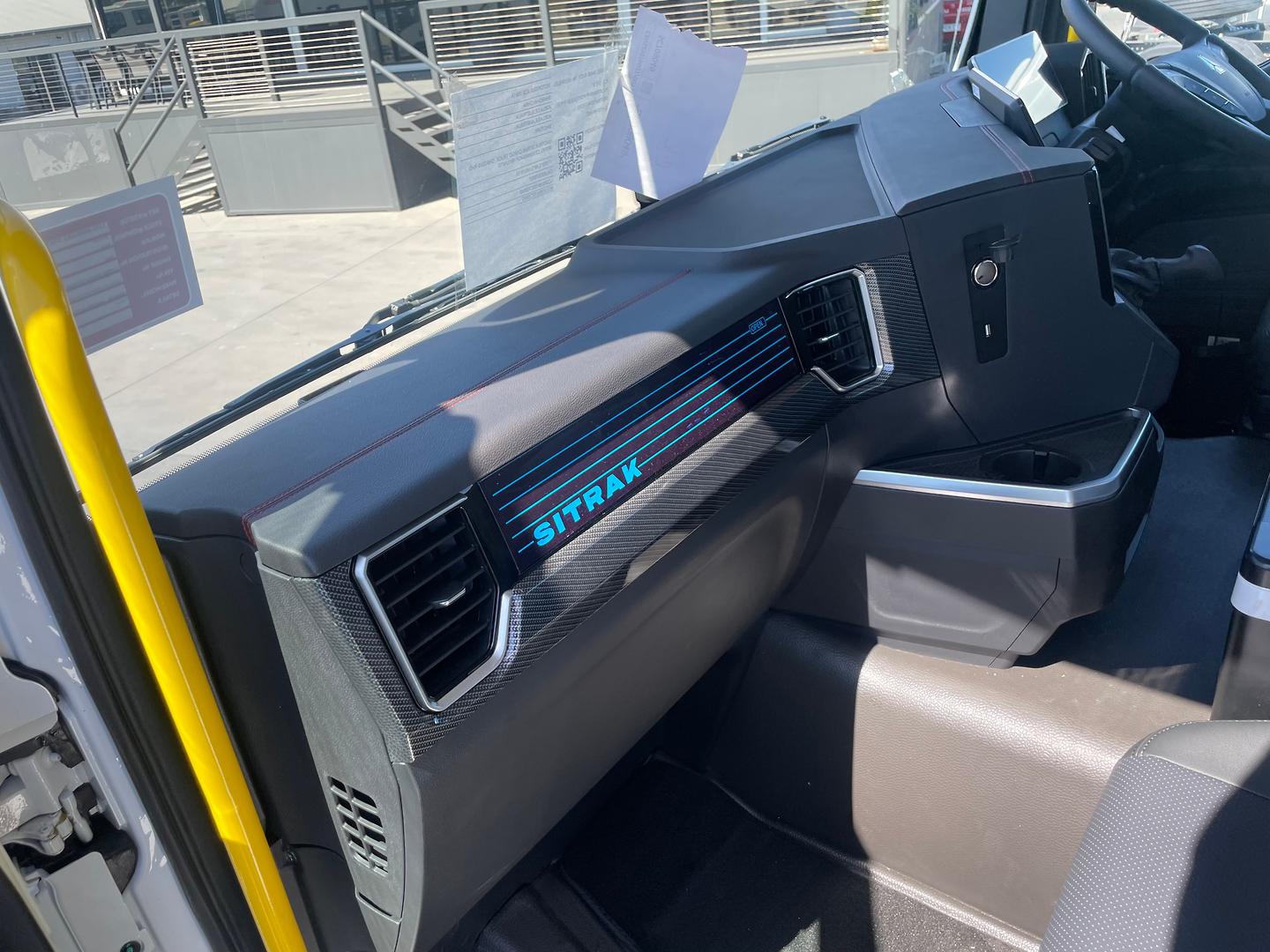2025 SITRAK G5S 310 (6X4) AUTOMATIC PRIME MOVER