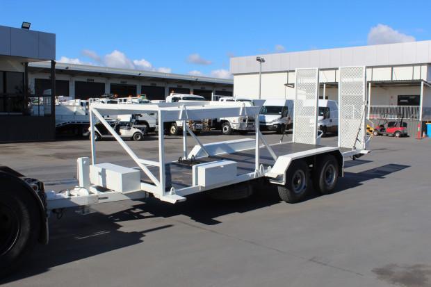 2005 Combo PT 2L Plant Trailer