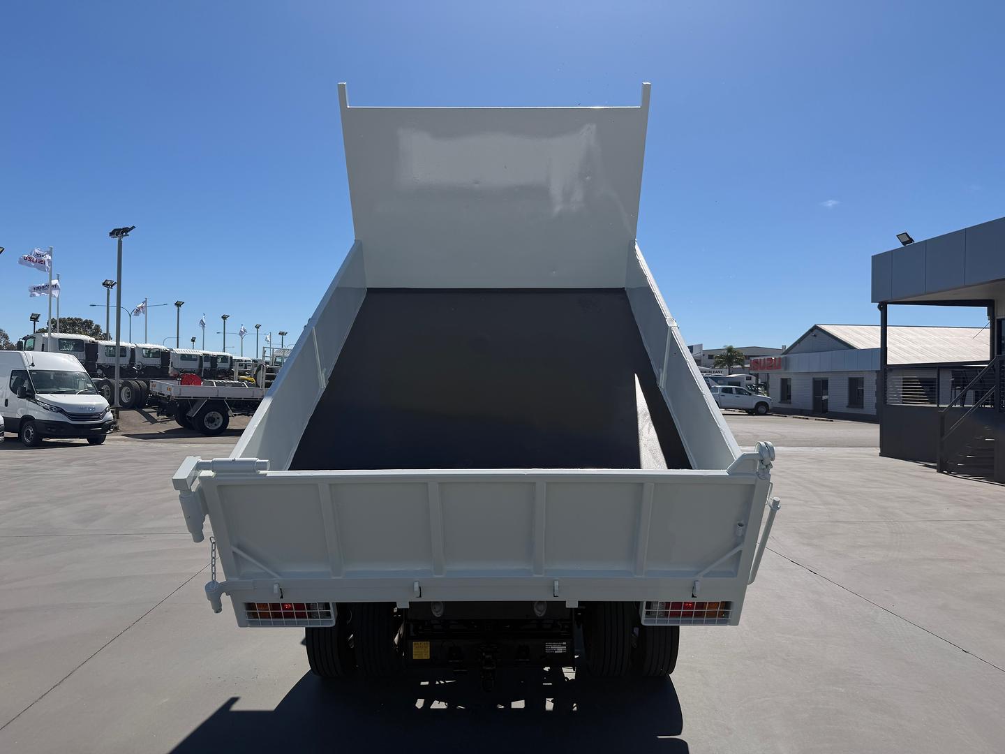 2020 FUSO CANTER 515 PANTECH