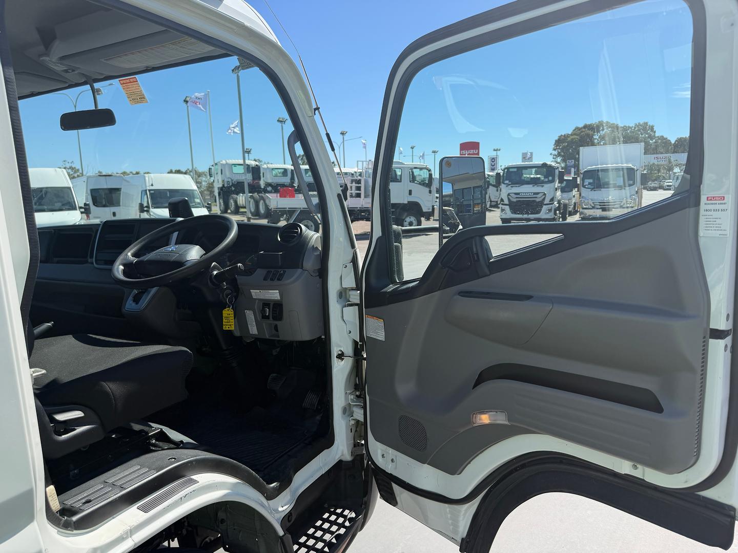 2020 FUSO CANTER 515 PANTECH