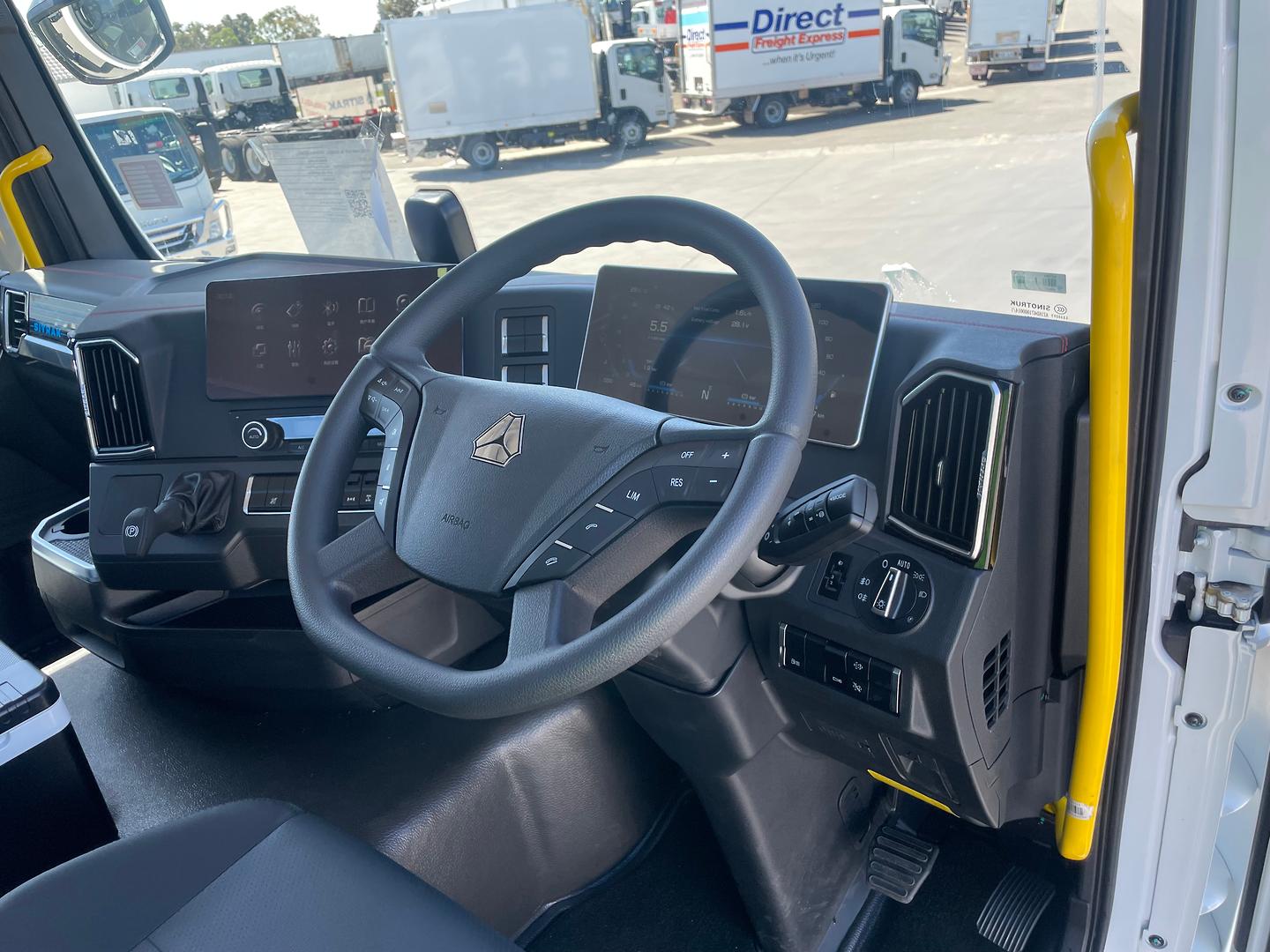 2025 SITRAK G5S 310 (6X4) AUTOMATIC PRIME MOVER