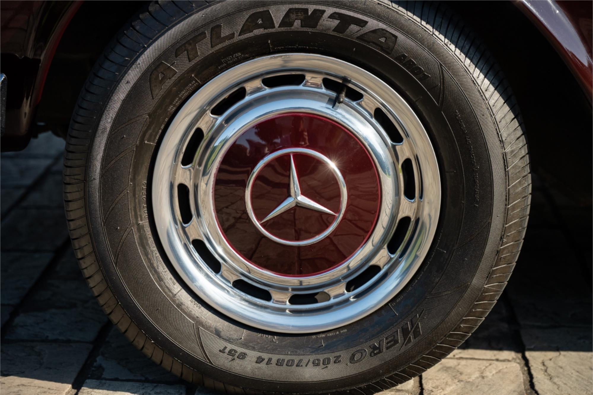 1968 MERCEDES-BENZ 280 W113 SL 2+2 AUTOMATIC 2D ROADSTER
