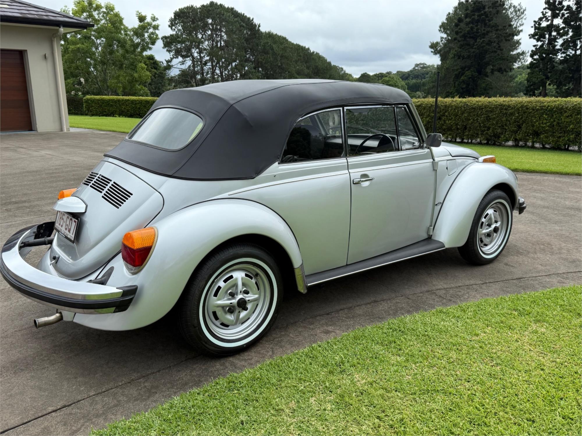 1979 VOLKSWAGEN KARMANN BEETLE MANUAL 2D CABRIOLET