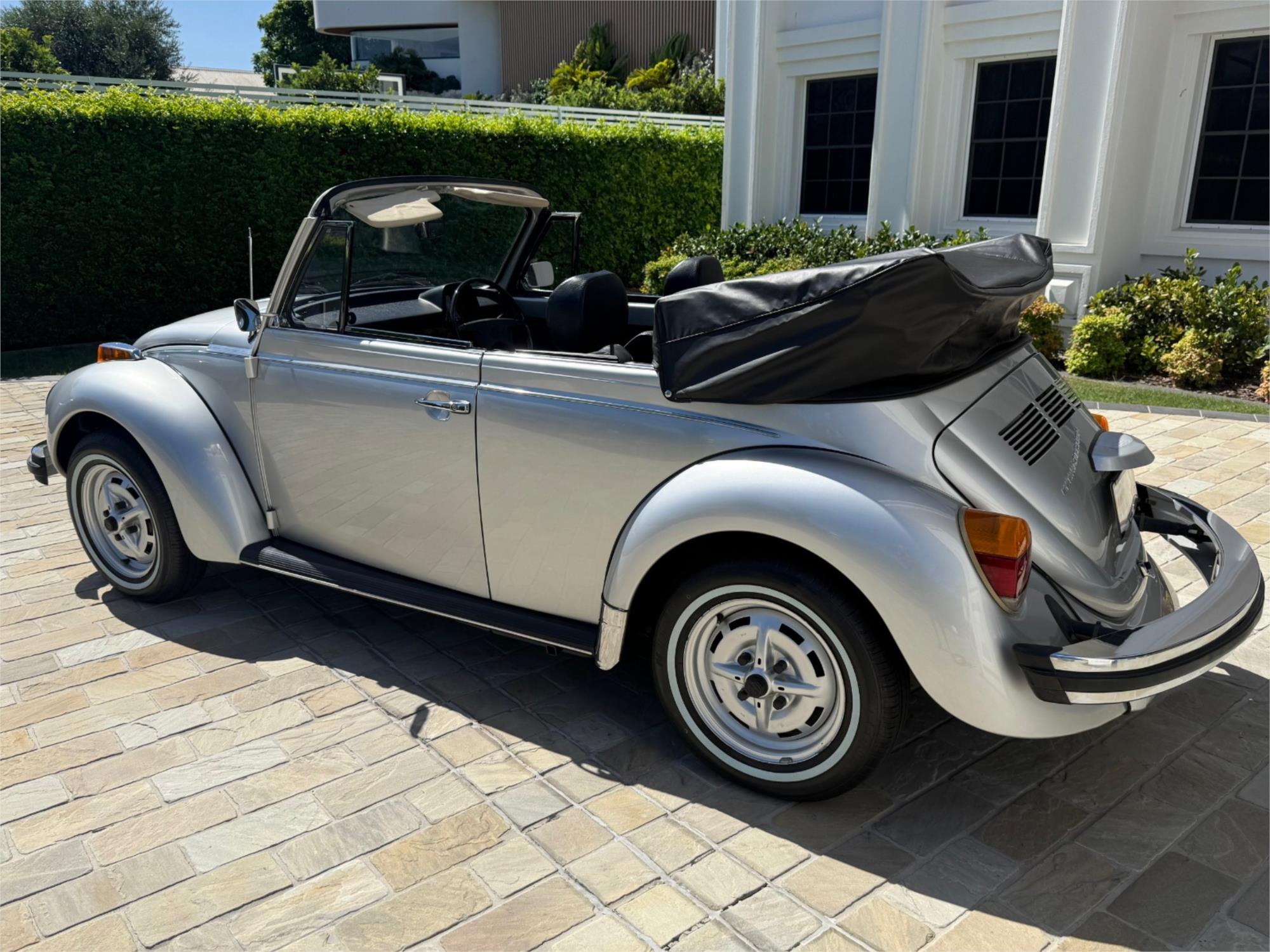 1979 VOLKSWAGEN KARMANN BEETLE MANUAL 2D CABRIOLET
