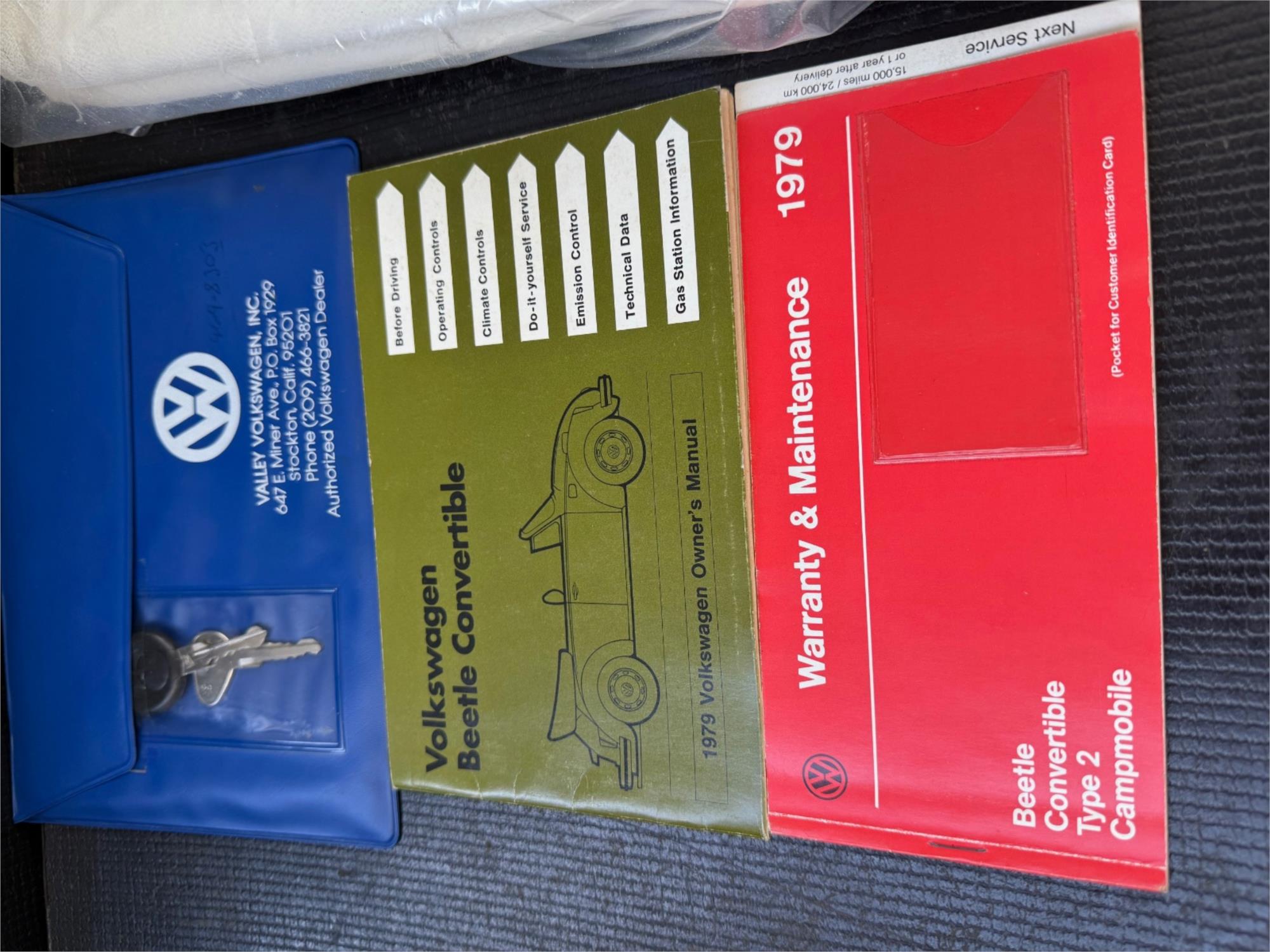 1979 VOLKSWAGEN KARMANN BEETLE MANUAL 2D CABRIOLET