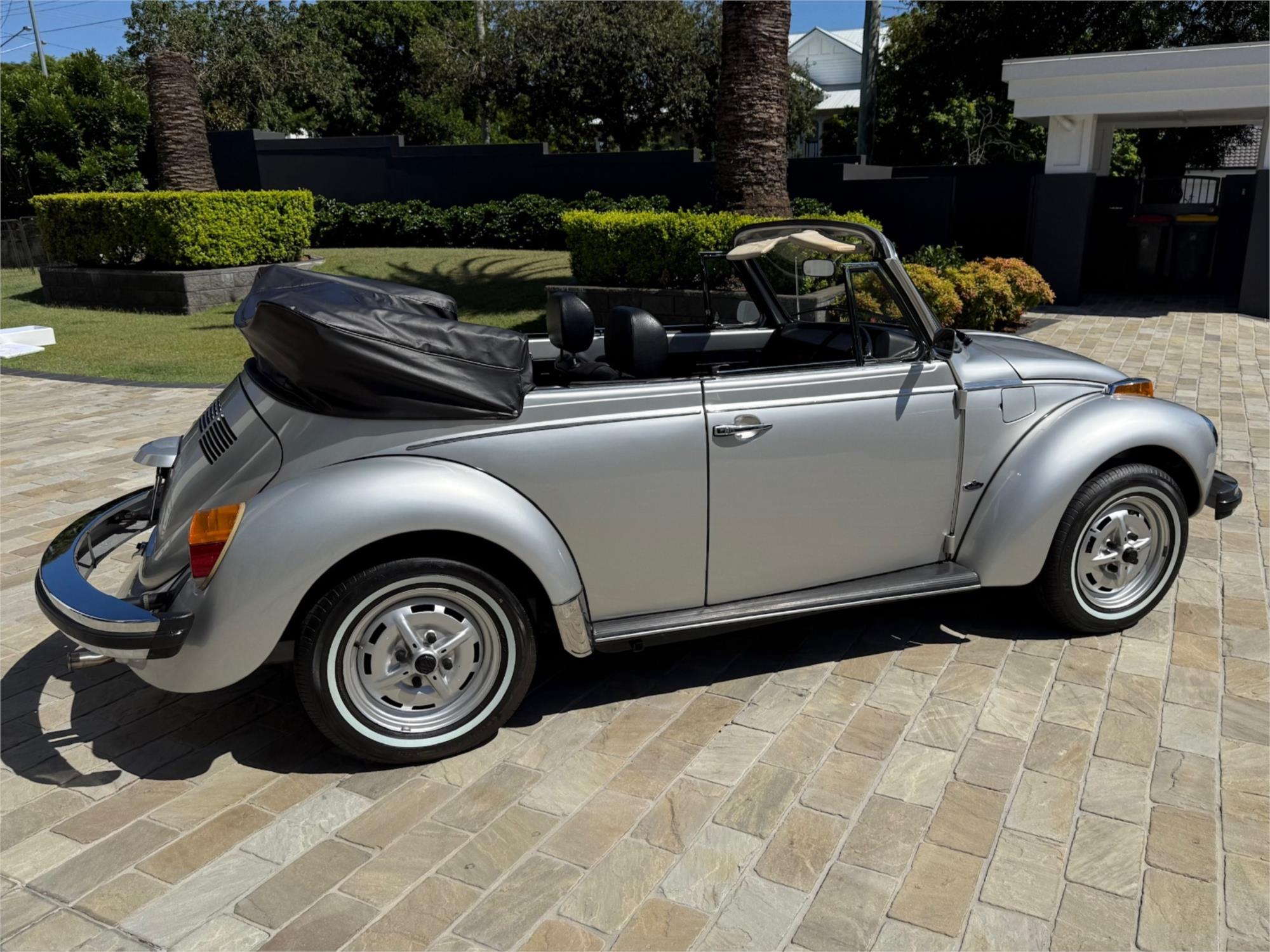 1979 VOLKSWAGEN KARMANN BEETLE MANUAL 2D CABRIOLET