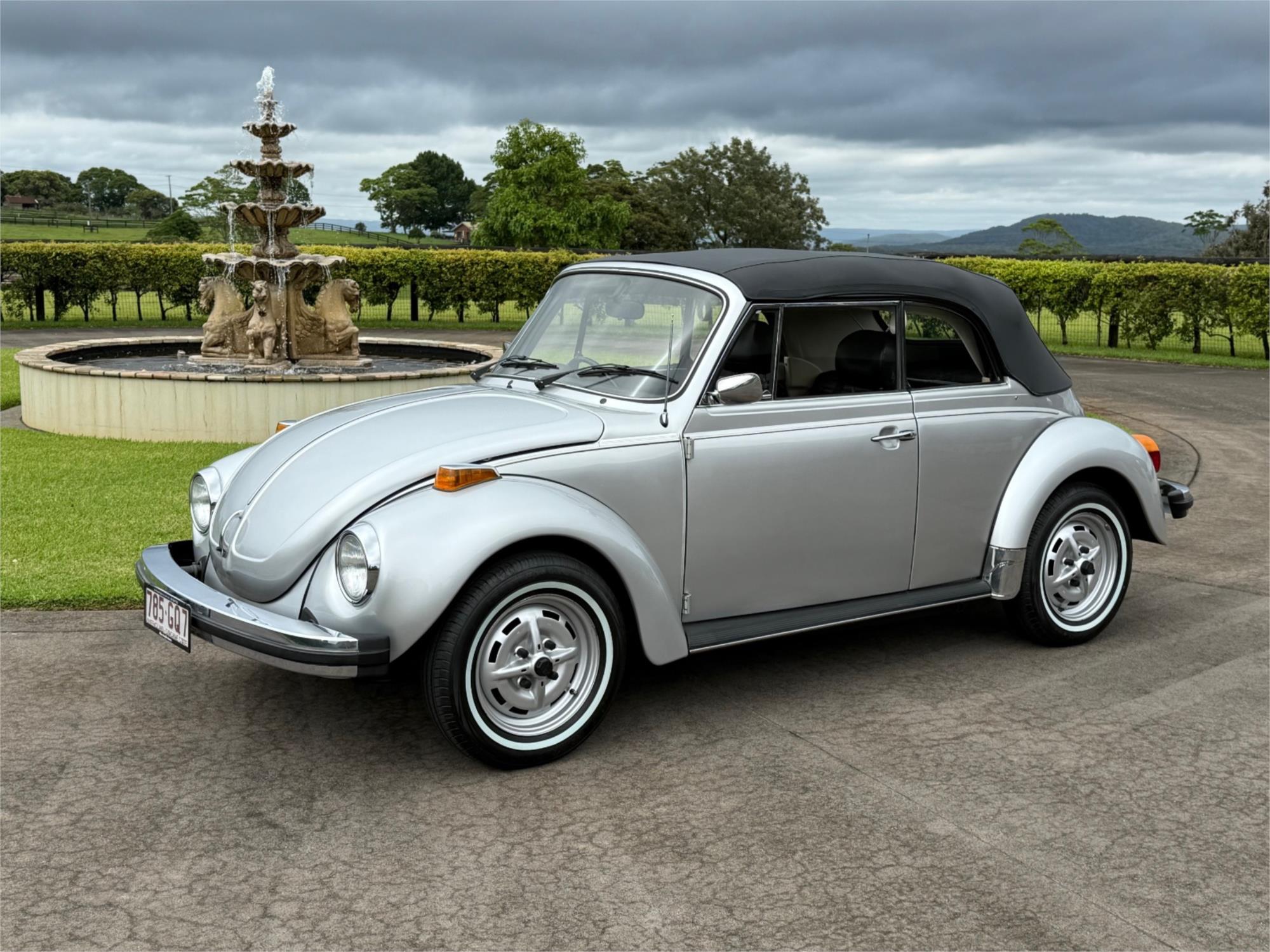 1979 VOLKSWAGEN KARMANN BEETLE MANUAL 2D CABRIOLET