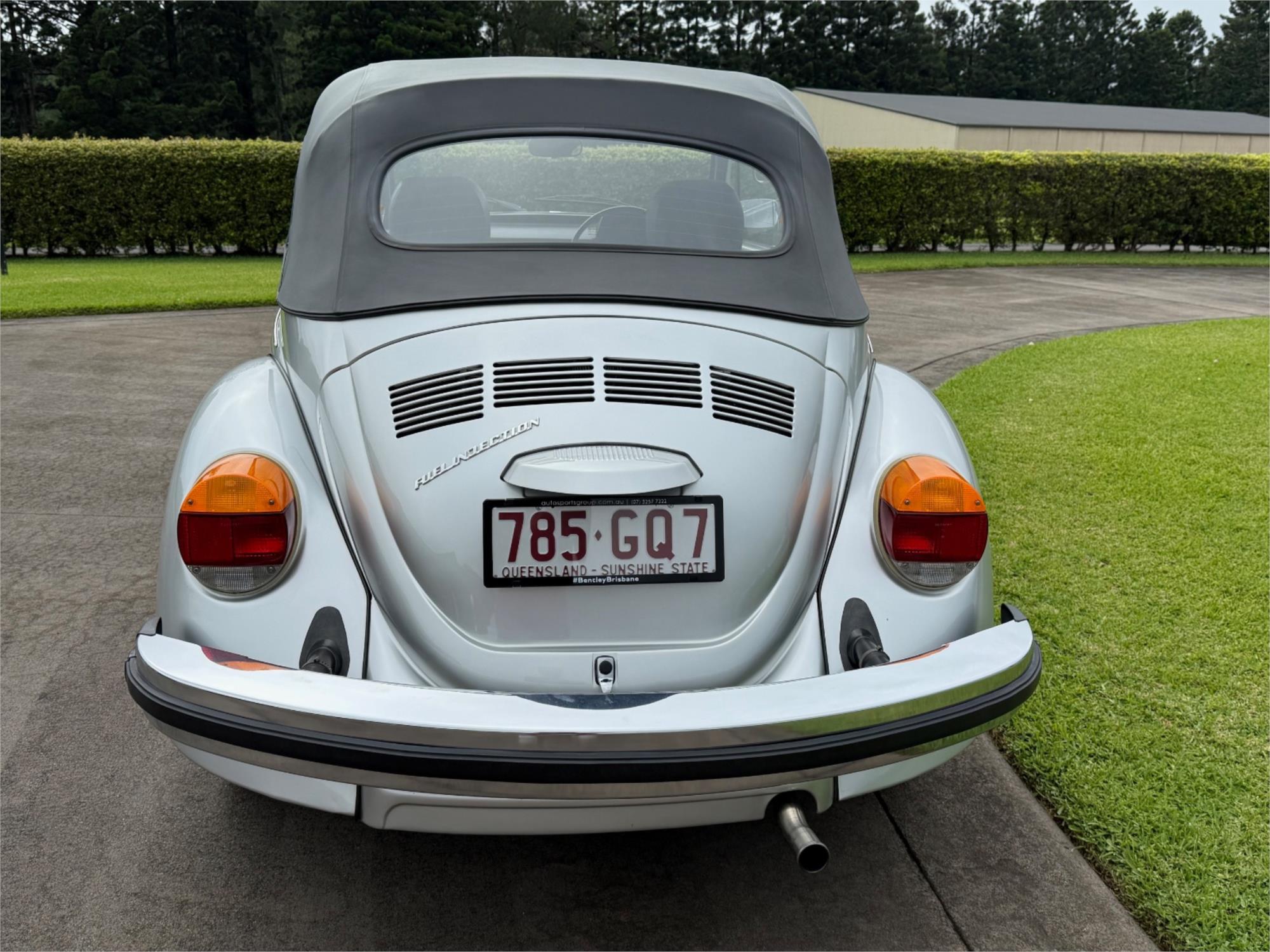1979 VOLKSWAGEN KARMANN BEETLE MANUAL 2D CABRIOLET