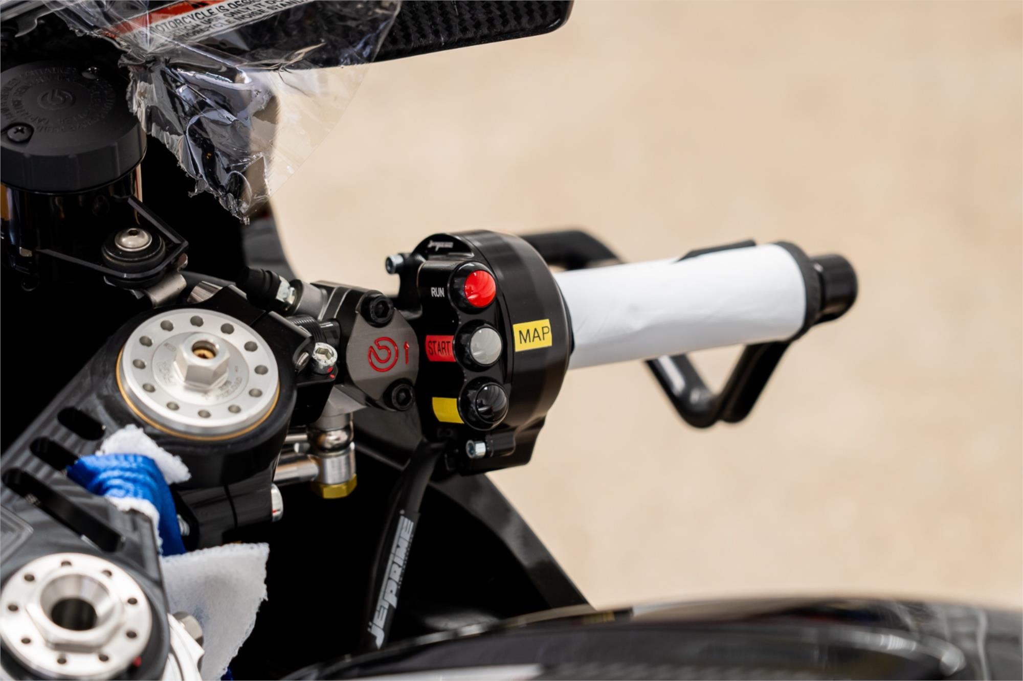 2025 APRILIA RSV4 EX3MA TRACK ONLY SPORTS