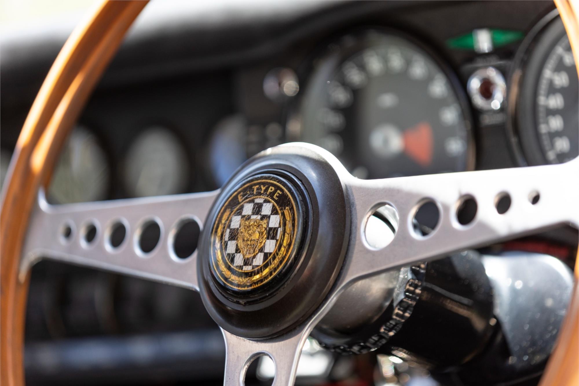 1969 JAGUAR E TYPE SERIES 2 4.2 4 SP MANUAL 2D COUPE