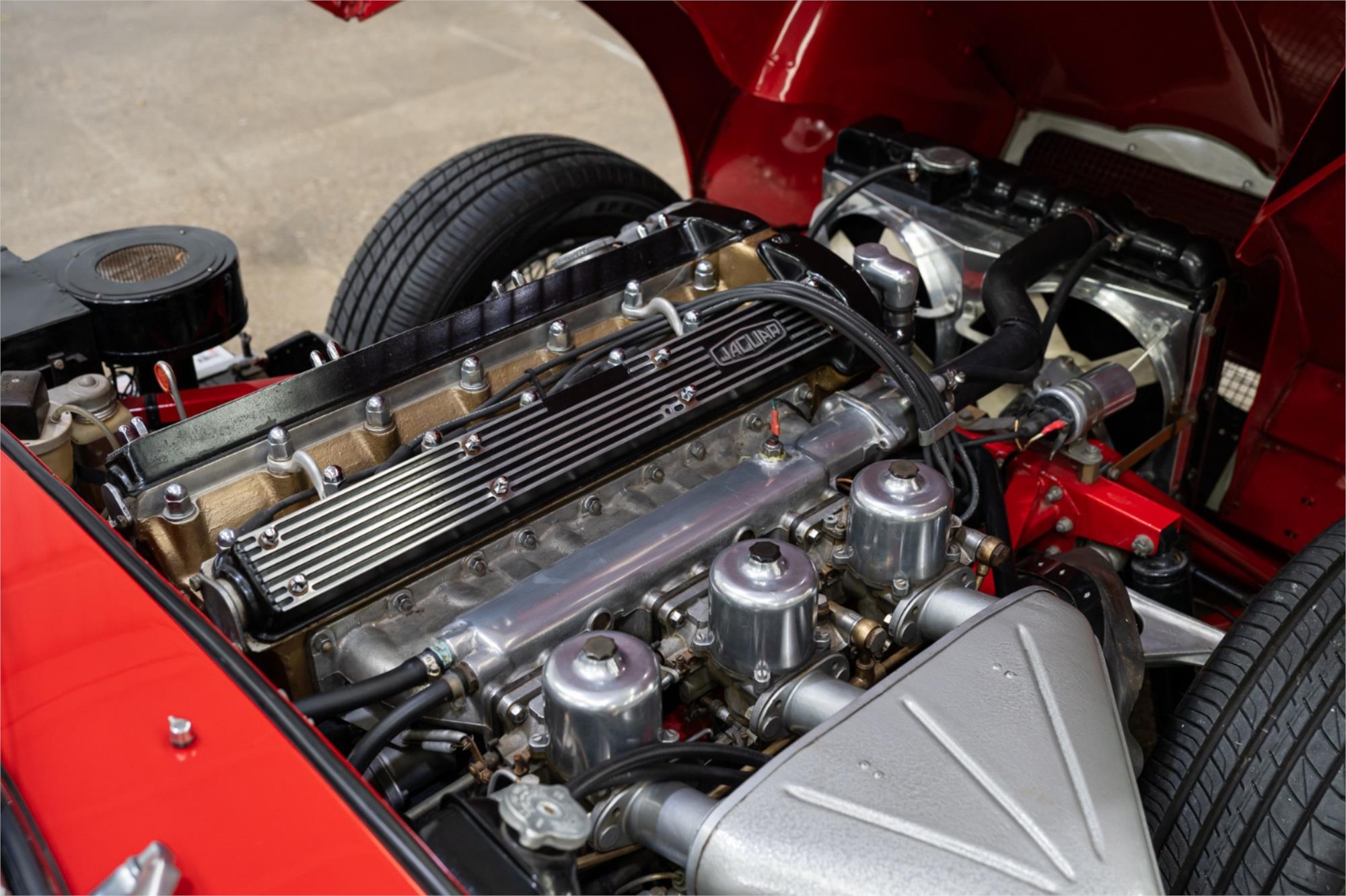 1969 JAGUAR E TYPE SERIES 2 4.2 4 SP MANUAL 2D COUPE