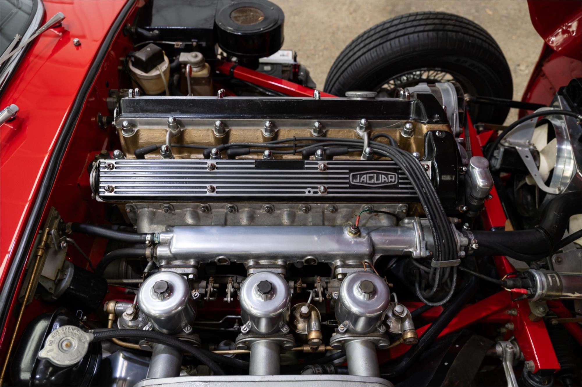 1969 JAGUAR E TYPE SERIES 2 4.2 4 SP MANUAL 2D COUPE