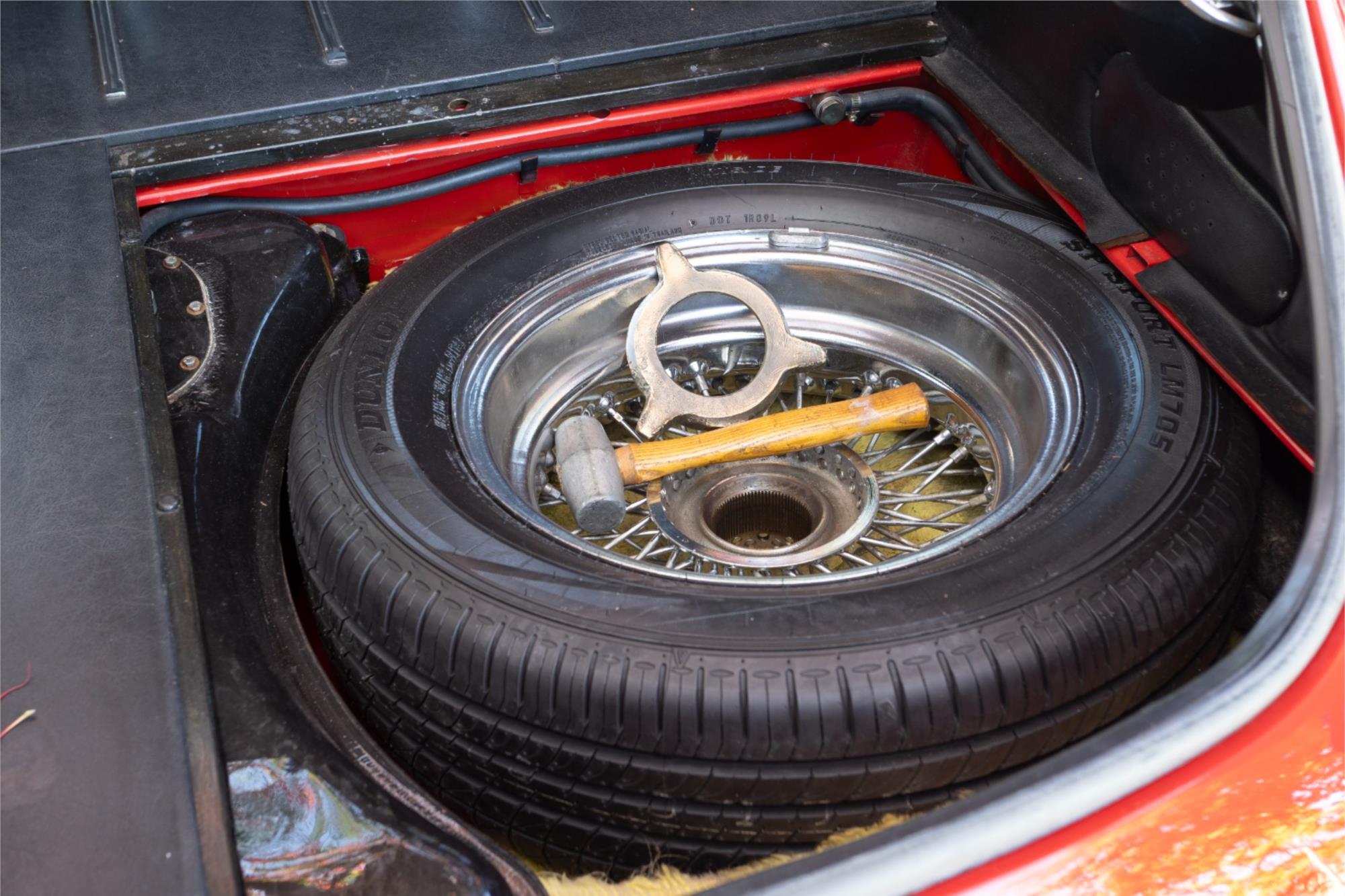 1969 JAGUAR E TYPE SERIES 2 4.2 4 SP MANUAL 2D COUPE