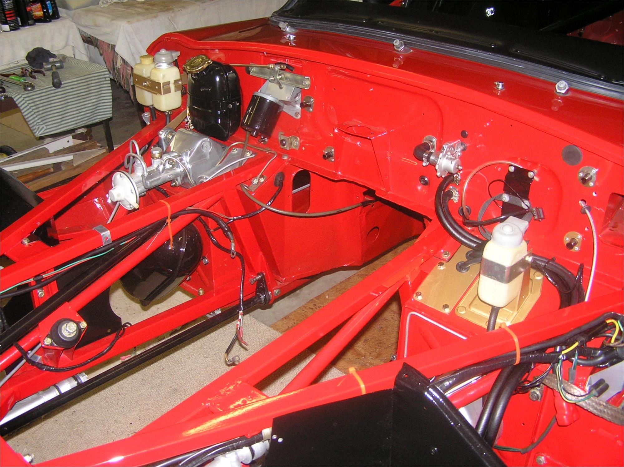 1969 JAGUAR E TYPE SERIES 2 4.2 4 SP MANUAL 2D COUPE