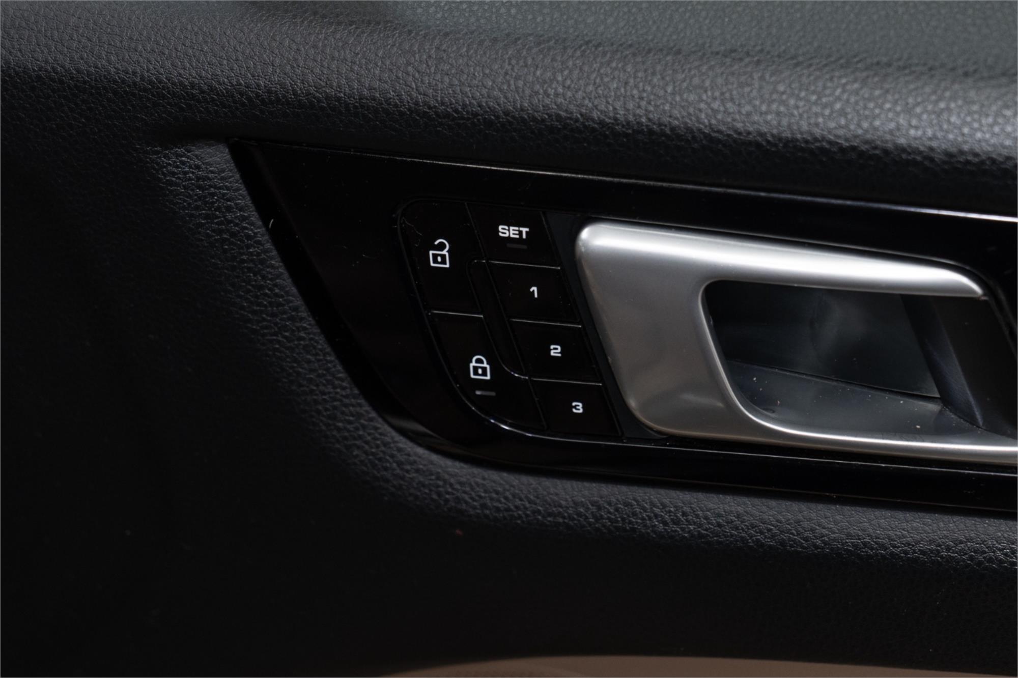 2019 PORSCHE CAYENNE 9YA MY19 8 SP AUTOMATIC TIPTRONIC 4D WAGON